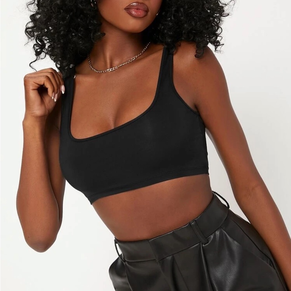SHEIN BASICS black Scoop Neck Solid Crop Tank Top size large